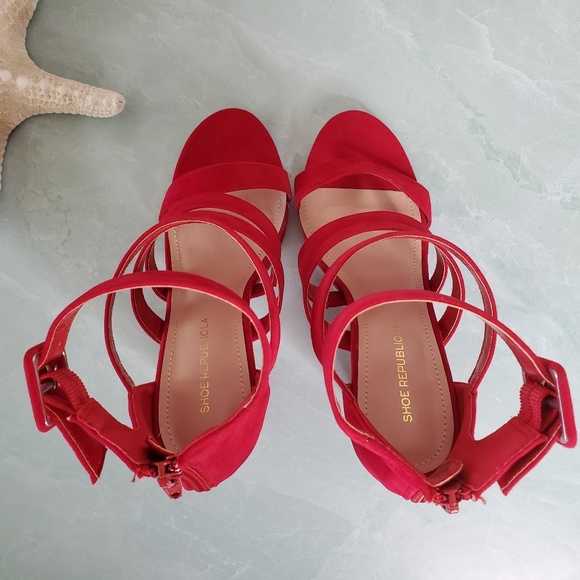 NEW Red Suede Strap Buckle Heels - Picture 6 of 7